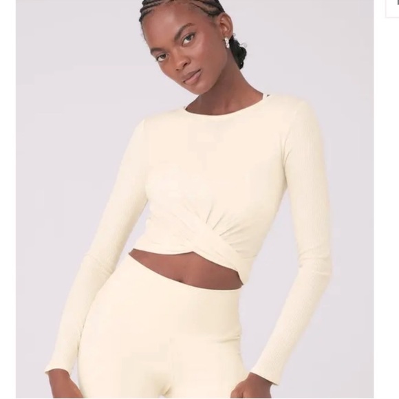 ALO Yoga Tops - NEW Alo Cover Long Sleeve Top